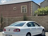 Volkswagen Passat-4