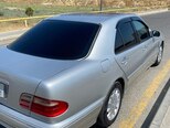 Mercedes E 320-4