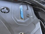 BMW 330e-11