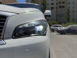 Infiniti QX56-6