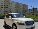 Infiniti QX56-5