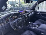 Lexus LX 450d-9