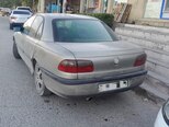 Opel Omega-2