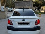 Kia Rio-3