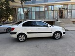 Kia Rio-4