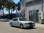 Mercedes E 220-2