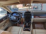 Volkswagen Touareg-12