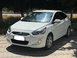 Hyundai Accent-7