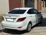 Hyundai Accent-3