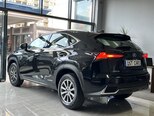 Lexus NX 300h-7