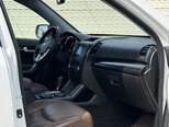 Kia Sorento-11
