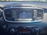 Kia Sorento-11