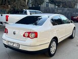 Volkswagen Passat-4