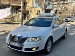 Volkswagen Passat-1