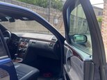 Mercedes E 220-11