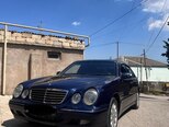 Mercedes E 220-2