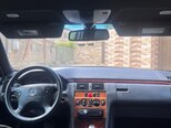 Mercedes E 220-13