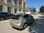 Toyota Prius-5