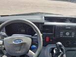 Ford Transit-10