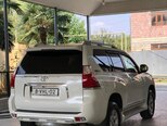 Toyota Land Cruiser Prado-5