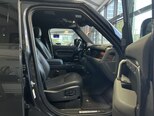 Land Rover Defender-10