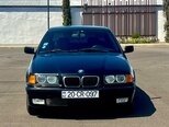 BMW 320-1