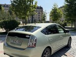 Toyota Prius-5