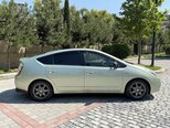 Toyota Prius-4