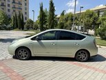 Toyota Prius-10