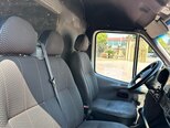 Ford Transit-10
