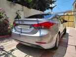 Hyundai Elantra-3