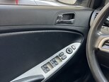 Hyundai Accent-20