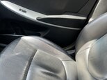 Hyundai Accent-16