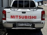 Mitsubishi L200-2