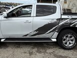 Mitsubishi L200-15