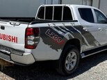 Mitsubishi L200-5