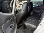 Mitsubishi L200-10
