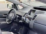Toyota Prius-8