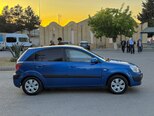 Kia Rio-5