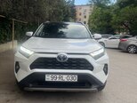 Toyota RAV4-1
