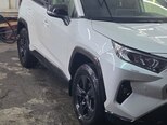 Toyota RAV4-8