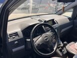Opel Zafira-10