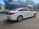 Hyundai Sonata-6