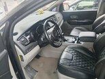 Kia Carnival-5
