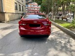 Hyundai Elantra-4