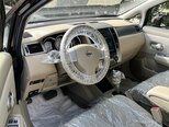 Nissan Tiida-5