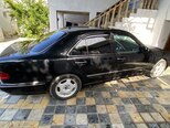 Mercedes E 270-5