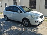 Kia Carens-11