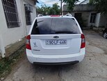 Kia Carens-3