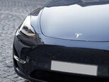 Tesla Model Y-3